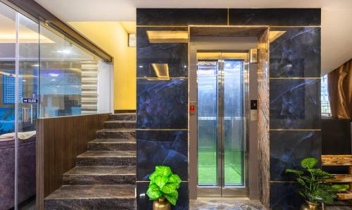 Kalapettai Hotel | Treebo Sri Vi Ka Residency