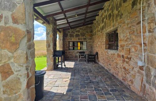 Emakhazeni Cabin | Treeferns Trout Lodge