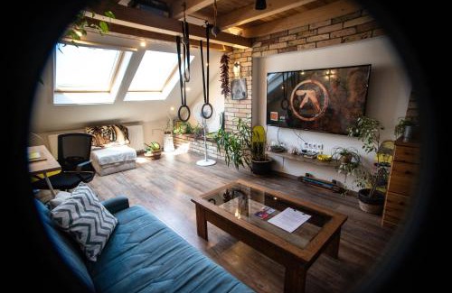 Szeged Apartment | Treehouse apartment