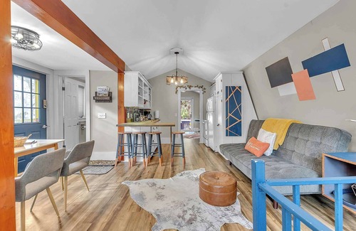 Ellicottville Ski Chalet | Treehouse Chalet, Wood Fireplace, Wraparound Porch