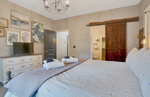 Wildwood House | Treetop Retreat in Wildwood