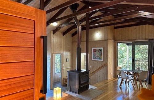 Montville Cabin | Treetops Seaview Montville