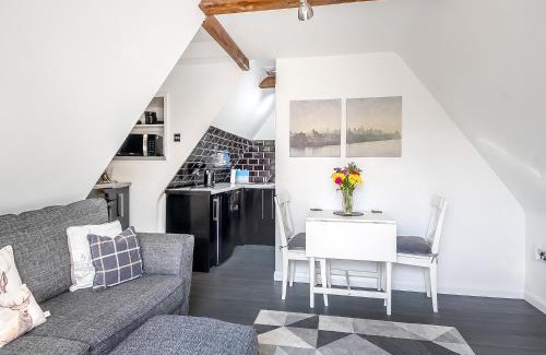 Bungay House | Treetops - Uk49523