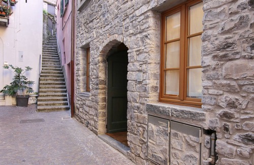 Torno Apartment | Tremezzo - Studio Apartment, Sleeps 4