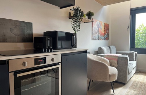 Castlefield Apartment | Trendy & Central - TWO Floor Duplex - Irwell Stays