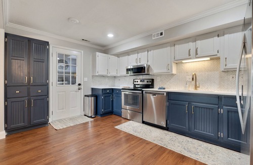 Osage Beach House | Trendy Lake House w/Dock, Hot Tub, Fire Pit, Martini Deck, Bar&Grill Room