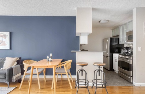 Upper West Side Apartment | Trendy UWS 1BR w/Gym, Doorman & Elevator, nr Central Park, by Blueground