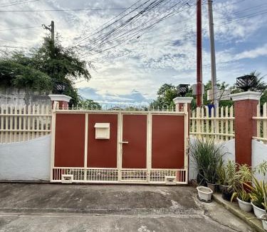 Tagbilaran House | Tres Reynas Staycation Home