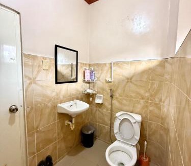 Tagbilaran House | Tres Reynas Staycation Home