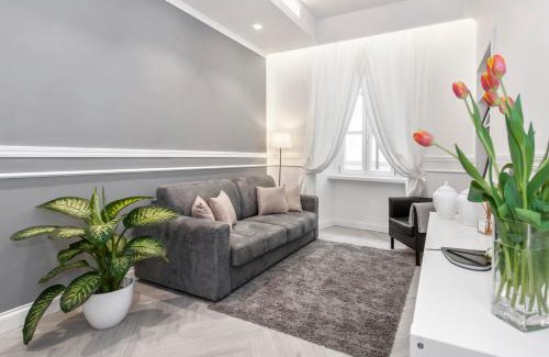 Rione II Trevi Apartment | Trevi Apartment