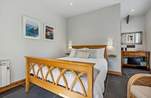 Trelil House | Trewethen Cottage Barn 1 near Port Isaac