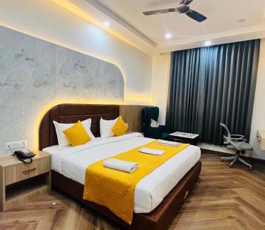 Faizabad Hotel | Trimrooms Shubharambh Ayodhya