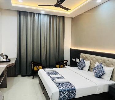 Faizabad Hotel | Trimrooms Shubharambh Ayodhya