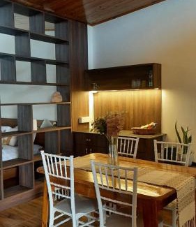 Shillong Bed & Breakfast | Triolet Bed and Breakfast