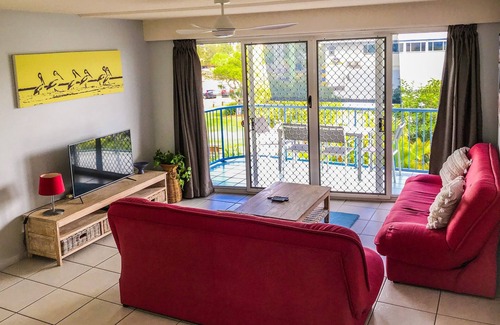 Golden Beach Apartment | Tripcony Quays Apartment - Unit 9