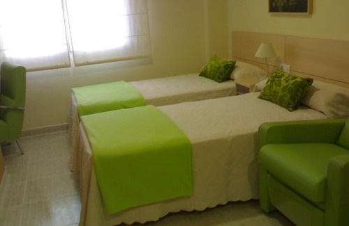 Alcoy Apartment | Triple apartment - double and single bed. 3 in Alcoi