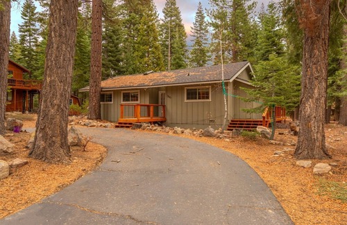 Carnelian Bay Cabin | Triple C, 3BD/2BA, Dog-Friendly