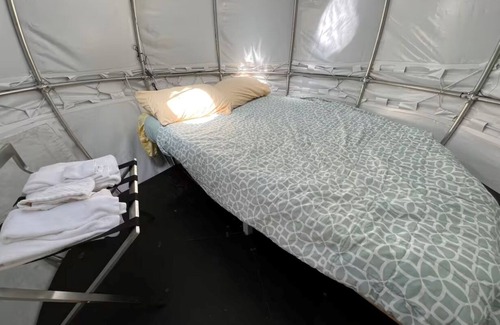 West Glacier Resort | Triple G’s Resort - Sky Dome 3