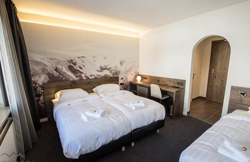 Muehlbach Am Hochkoenig Hotel | Triple Room 1 - Marmotta Alpin Hotel