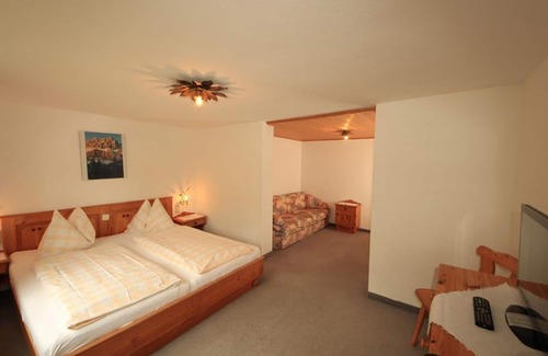 Muehlbach Am Hochkoenig Cabin | Triple Room - Kopphütte, Alpengasthof