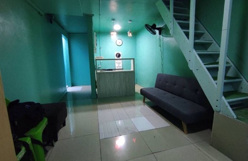 Male House | Triple Room 7