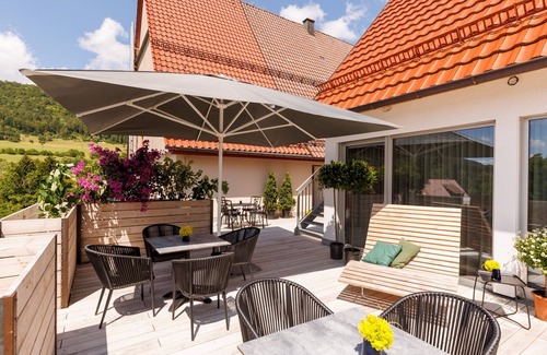 Lautlingen Apartment | Triple room with shower and WC
