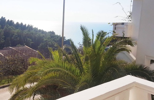 Ulcinj House | Triple studio apartment with sea view private balcony, kitchenette.