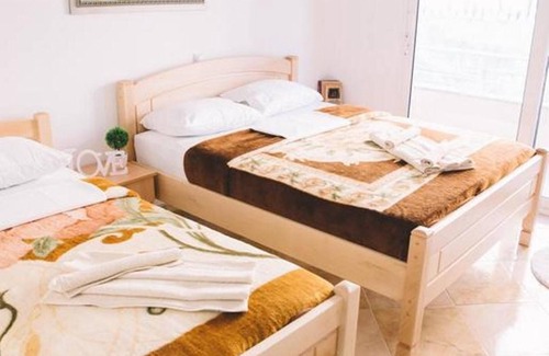 Ulcinj Bed & Breakfast | Triple studio with sea view private balcony and kitchenette