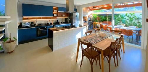 Juquehy Apartment | Triplex Divino | 5min da Praia · Triplex Divino a 400 metros da Praia de Juquehy