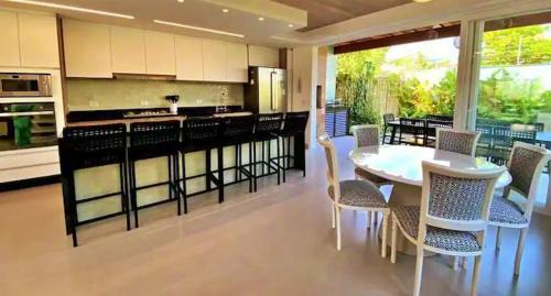 Juquehy Apartment | Triplex Espetacular C/Piscina Priv| 5. · Juquehy | Triplex e piscina a 5 minutos da praia