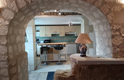 Poce-sur-Cisse House | Troglodyte gîte in the heart of the Loire castles. Perfect for families.