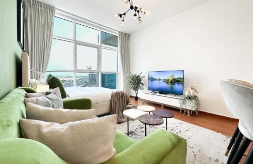 Jumeirah Village Triangle Apartment | Trophy - Urban Oasis Suite