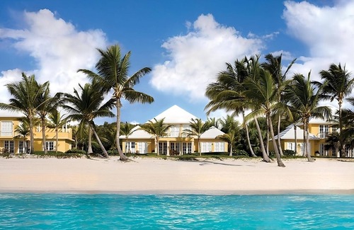 Punta Cana Apartment | Tropical Beachfront Getaway! Pool, Pets Allowed, Shuttle & Breakfast Included!