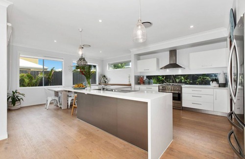 Kingscliff House | Tropical Oasis by the ocean - family fun