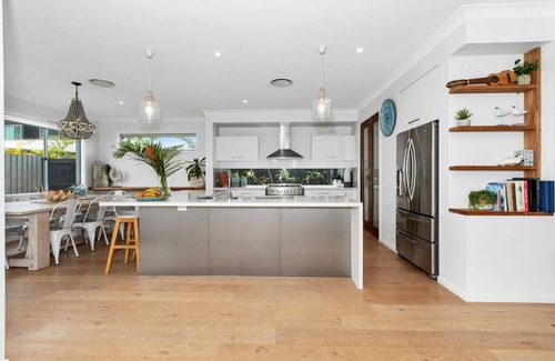 Kingscliff House | Tropical Oasis by the ocean - family fun