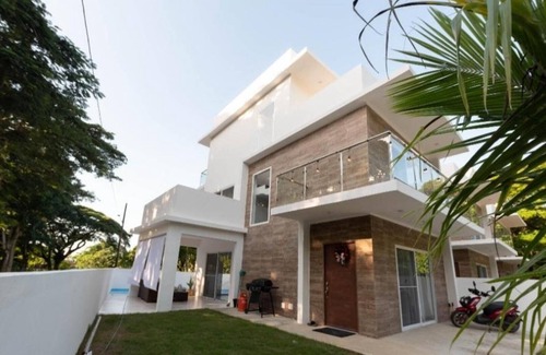 La Esplanada Villa | Tropical Paradise Villa