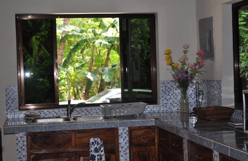 Tamanique House | Tropical Private beach house 3 mins from the beach .Close to restaurants ,stores