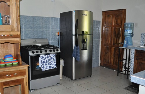 Tamanique House | Tropical Private beach house 3 mins from the beach .Close to restaurants ,stores