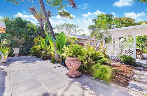 Parkside Condo | 🌞Tropical resort condo in center of Hollywood, FL.🌞