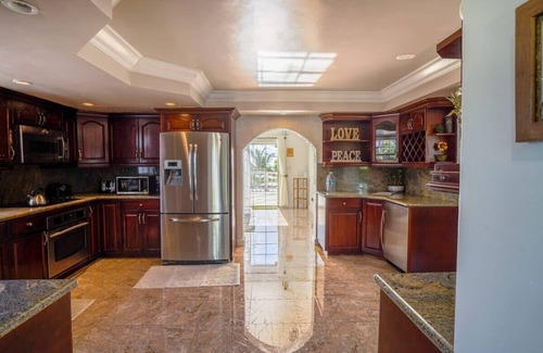 Ocean Point House | Tropical Retreat: 360° Views, Pool, Beaches Nearby