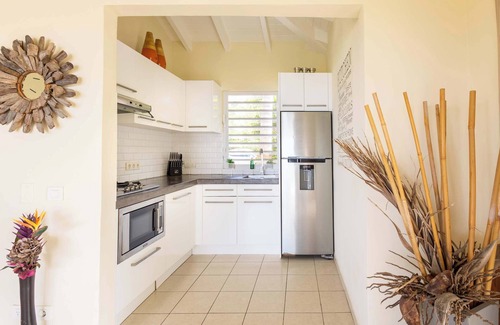 St. Marie Villa | Tropical Twilight Haven – Unwind in Style
