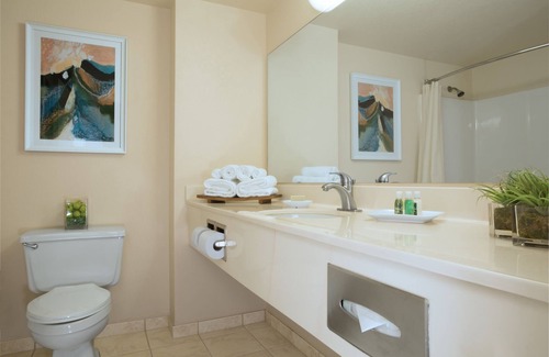 Laughlin Resort | Tropicana Laughlin - A Caesars Rewards Destination