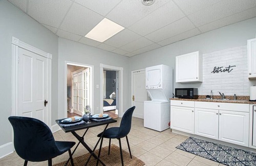 Front Royal Apartment | Trout's Loft One Bedroom, Main St. Front Royal
