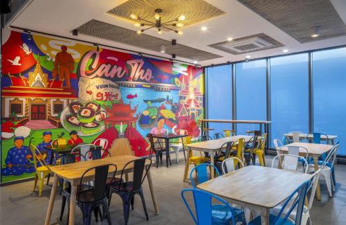 Ninh Kieu Hotel | Tru by Hilton Can Tho Cai Khe