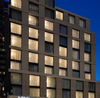 Gay Village Hotel | Tru By Hilton Montréal centre-ville