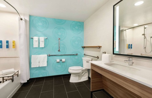 Sebring Hotel | TRU BY Hilton Sebring