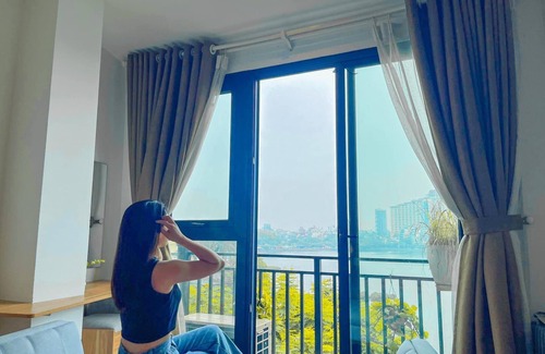 Ba Dinh Apartment | Truc Bach Lake View Studio - Center of HaNoi City