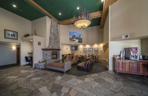 Truckee Hotel | Truckee Donner Lodge