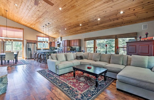 Truckee House | Truckee Escape w/Hot Tub Near Ski Resorts