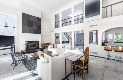 North Sea Villa | True Mediterranean Villa in heart of Hampton's-5 BR/6 Bath-Fully Renovated